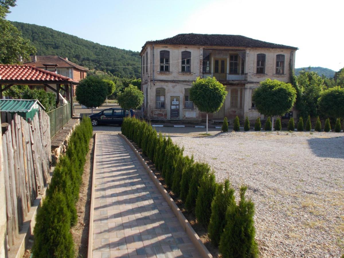 Guest House Bukor Shtepi Mandrica Extérieur photo